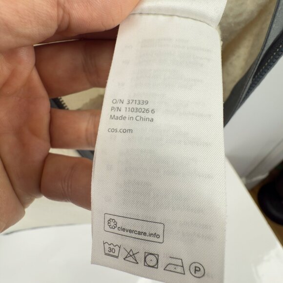 COS Relaxed Fleece Zip Ivory w/ Grey Trim & Chest Pocket Jacket Size L - Picture 7 of 10